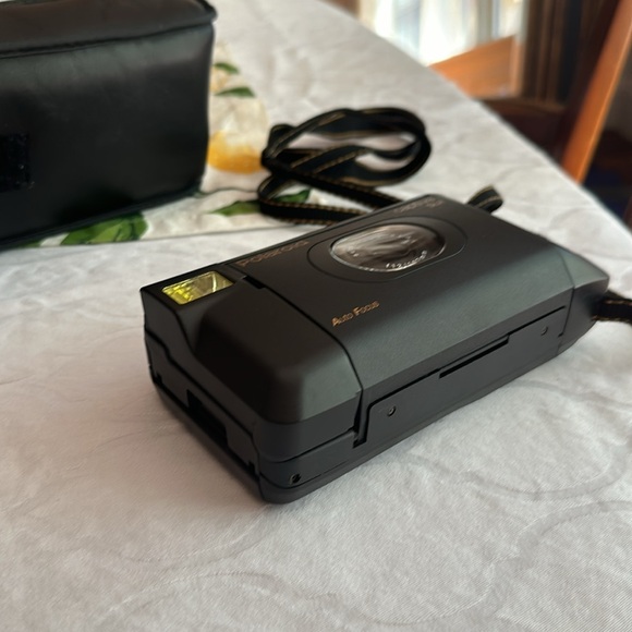 Polaroid Captiva SLR - Picture 3 of 6